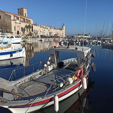 Ete Indien - Plage - Wifi - Host Provence * Λα Σιοτά